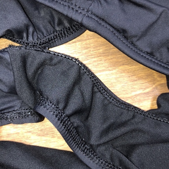 A.n.a size 8 black ruffle summer bikini bottoms - Picture 6 of 6